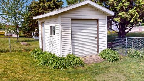 107 9th Avenue NE Dodge Center MN 55927