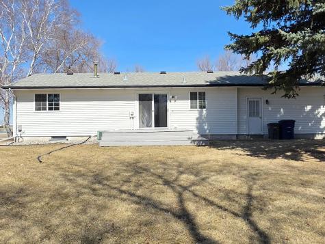 2713 4th Avenue S Moorhead MN 56560