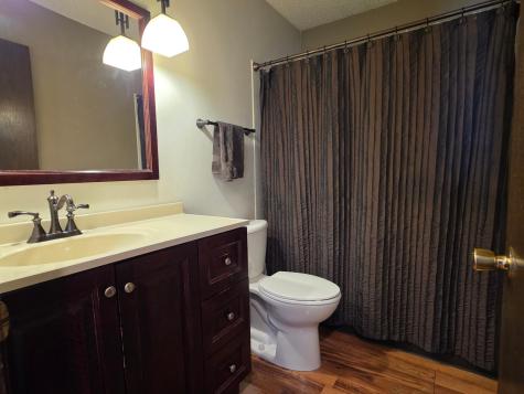 2713 4th Avenue S Moorhead MN 56560