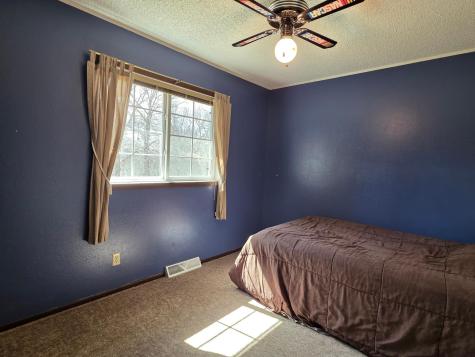 2713 4th Avenue S Moorhead MN 56560
