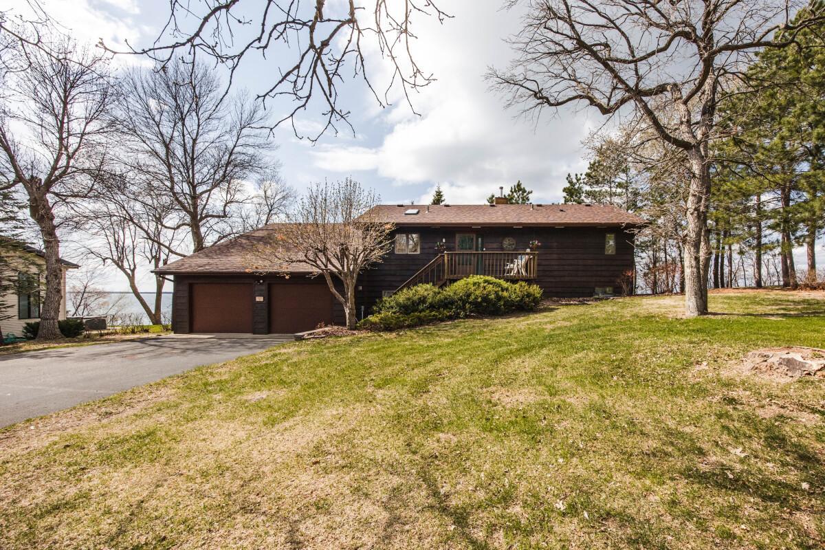 29823 Highland Loop Battle Lake MN 56515