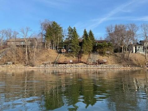 29823 Highland Loop Battle Lake MN 56515