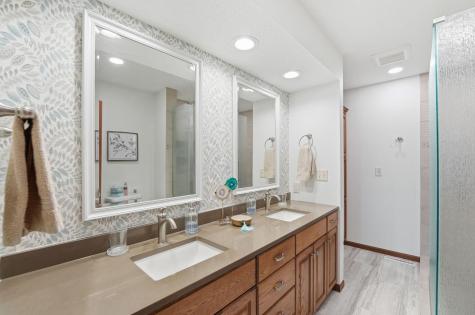 308 Voyager Drive Alexandria MN 56308
