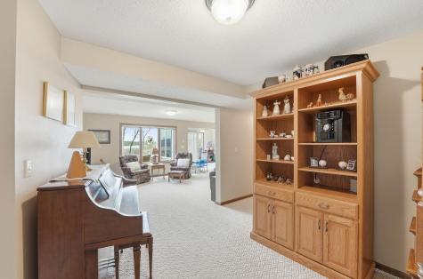 308 Voyager Drive Alexandria MN 56308