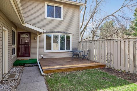 1082 Carmel Court Shoreview MN 55126