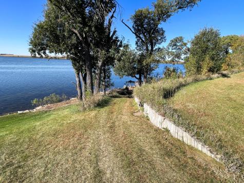 27392 Oak Point Road Elbow Lake MN 56531