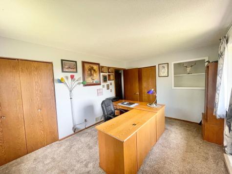 1658 231st Street Garvin MN 56132