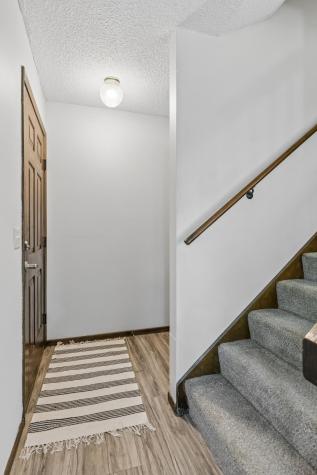 3873 Dolomite Drive Eagan MN 55122