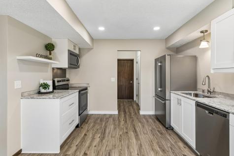 3873 Dolomite Drive Eagan MN 55122