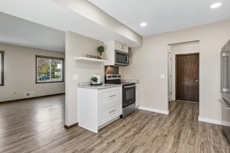 3873 Dolomite Drive Eagan MN 55122