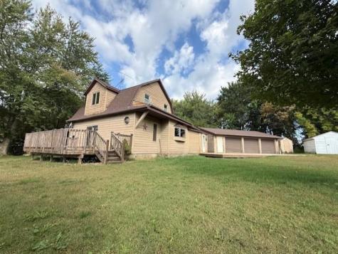 91224 510TH Avenue Windom MN 56101