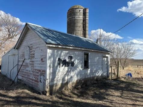 91224 510th Avenue Windom MN 56101