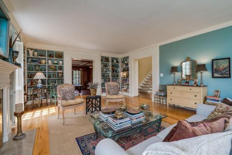 1128 Carney Avenue Mankato MN 56001