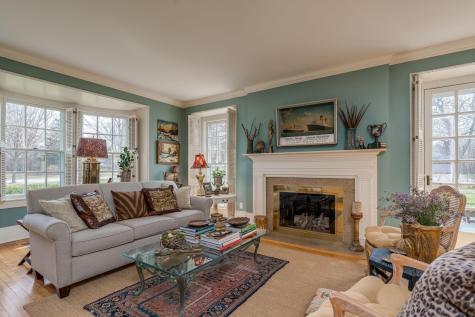 1128 Carney Avenue Mankato MN 56001