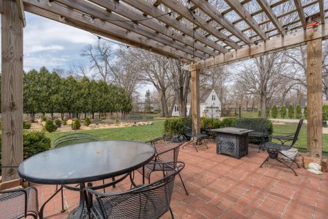1128 Carney Avenue Mankato MN 56001