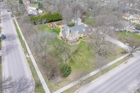 1128 Carney Avenue Mankato MN 56001