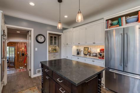 1128 Carney Avenue Mankato MN 56001