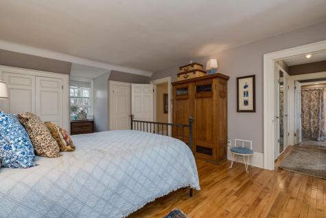 1128 Carney Avenue Mankato MN 56001