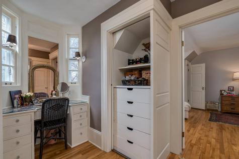 1128 Carney Avenue Mankato MN 56001