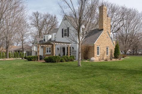 1128 Carney Avenue Mankato MN 56001