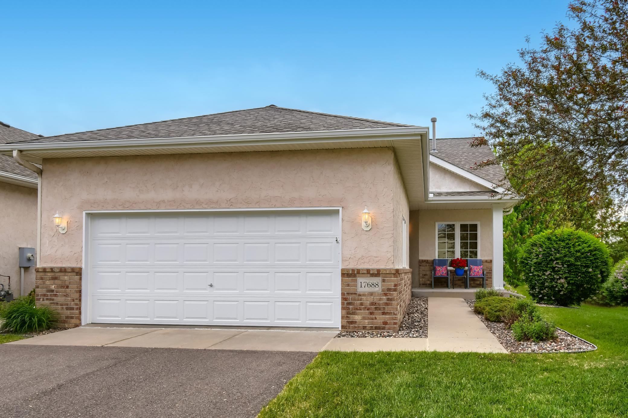 17688 Glasgow Way Lakeville MN 55044