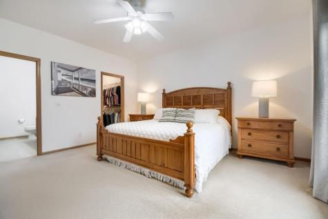 17688 Glasgow Way Lakeville MN 55044