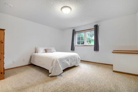 17688 Glasgow Way Lakeville MN 55044