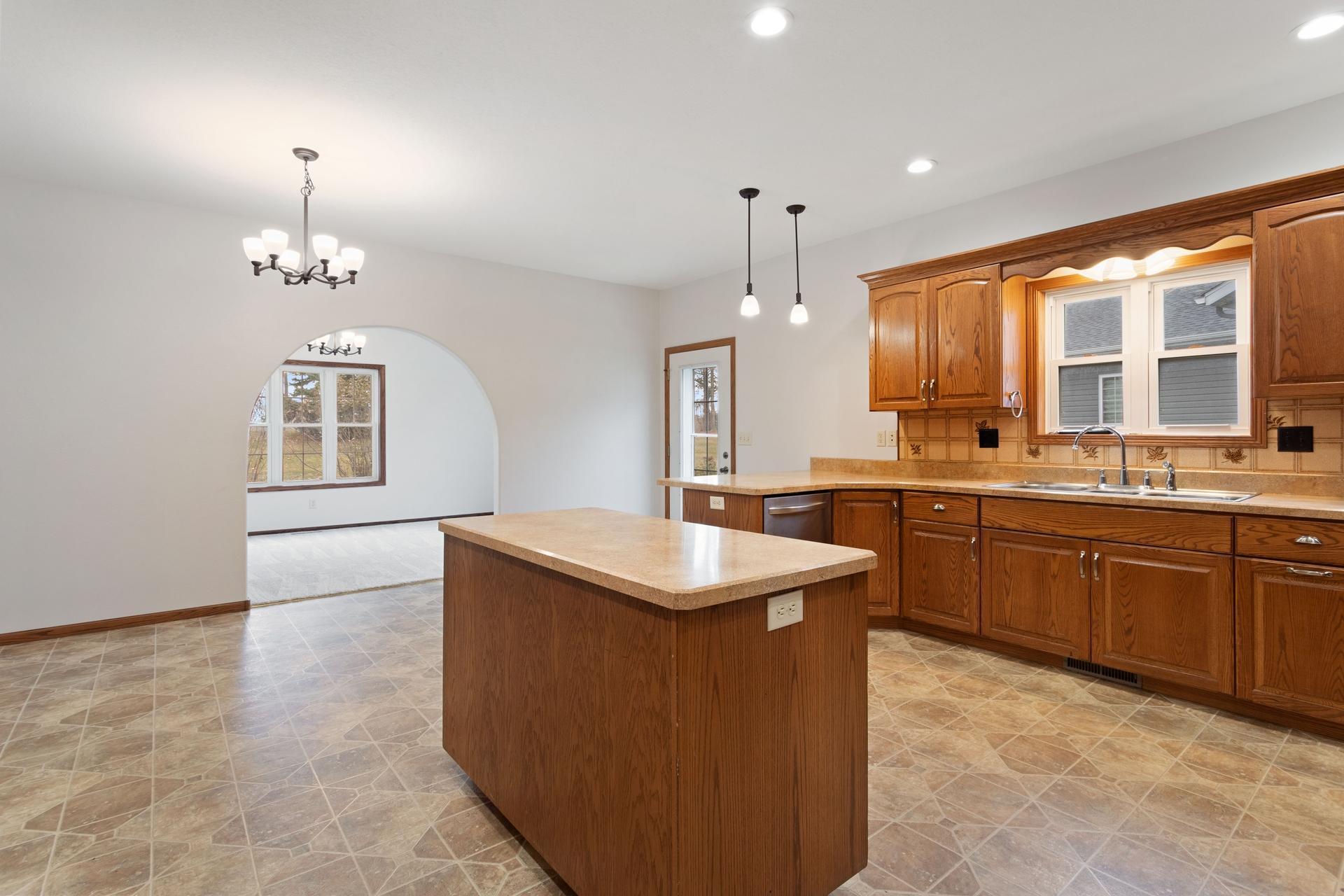 205 Ashley Lane Alexandria MN 56308