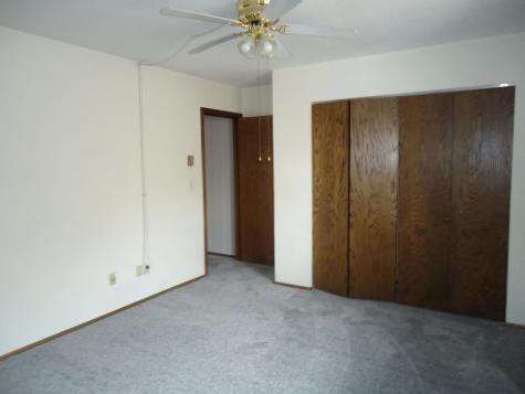 804 S 10 Street S Fargo ND 58103