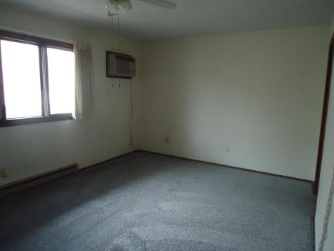 804 S 10 Street S Fargo ND 58103