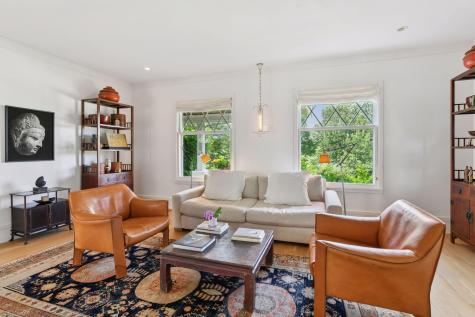 2225 E Lake Of The Isles Parkway Minneapolis MN 55405