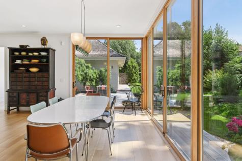 2225 E Lake Of The Isles Parkway Minneapolis MN 55405