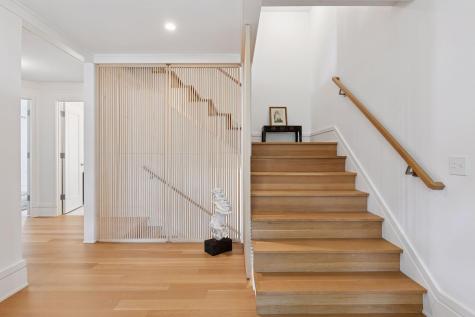 2225 E Lake Of The Isles Parkway Minneapolis MN 55405