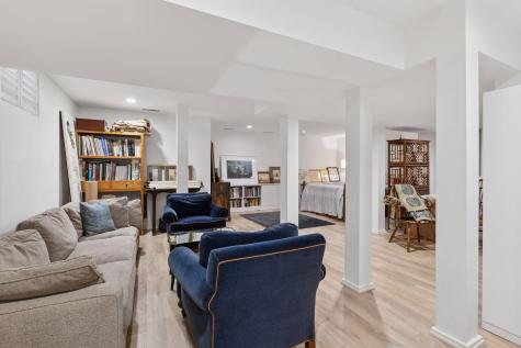 2225 E Lake Of The Isles Parkway Minneapolis MN 55405