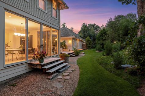 2225 E Lake Of The Isles Parkway Minneapolis MN 55405