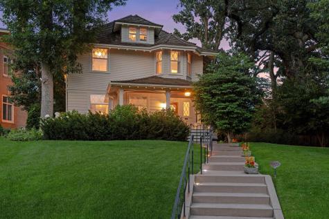 2225 E Lake Of The Isles Parkway Minneapolis MN 55405