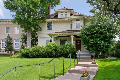 2225 E Lake Of The Isles Parkway Minneapolis MN 55405