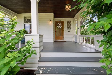 2225 E Lake Of The Isles Parkway Minneapolis MN 55405