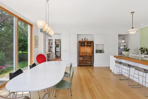 2225 E Lake Of The Isles Parkway Minneapolis MN 55405