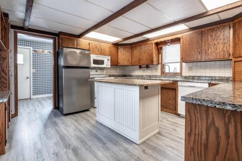 313 3rd Street SE Pelican Rapids MN 56572