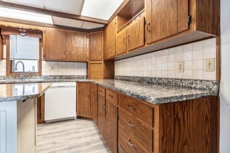 313 3rd Street SE Pelican Rapids MN 56572