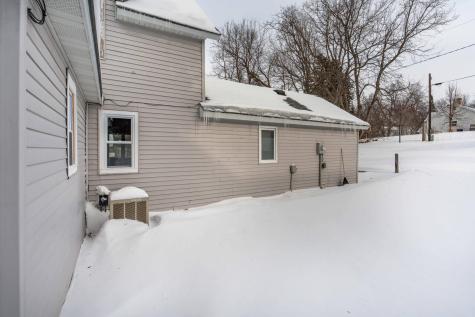 313 3rd Street SE Pelican Rapids MN 56572