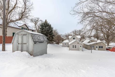 313 3rd Street SE Pelican Rapids MN 56572