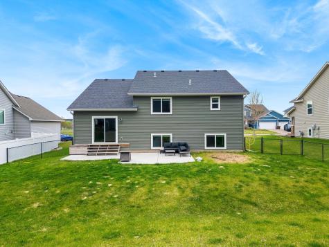 9112 Hamlet Avenue S Cottage Grove MN 55016