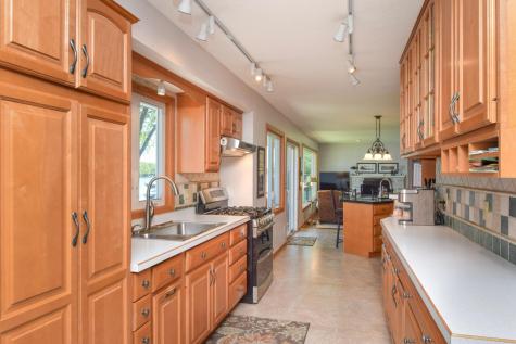 10756 Zieglers Drive N Brooklyn Park MN 55443