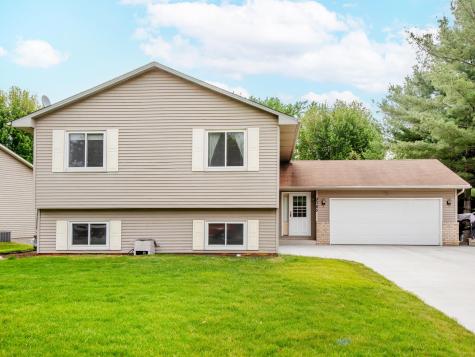 9385 Jasmine Avenue S Cottage Grove MN 55016