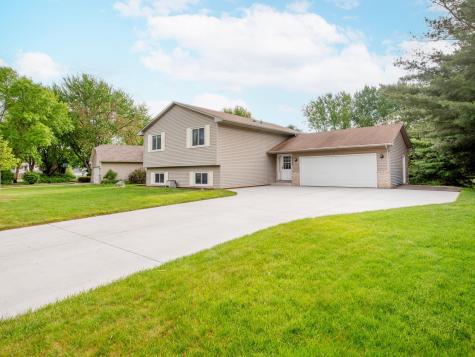 9385 Jasmine Avenue S Cottage Grove MN 55016