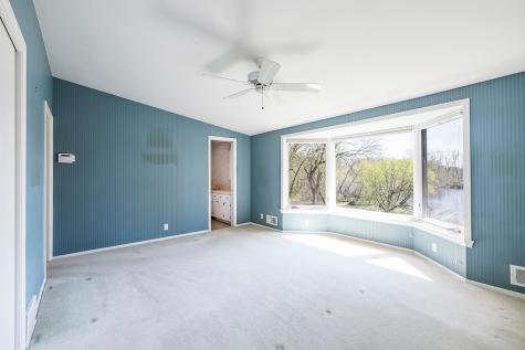 5621 Interlachen Circle Edina MN 55436