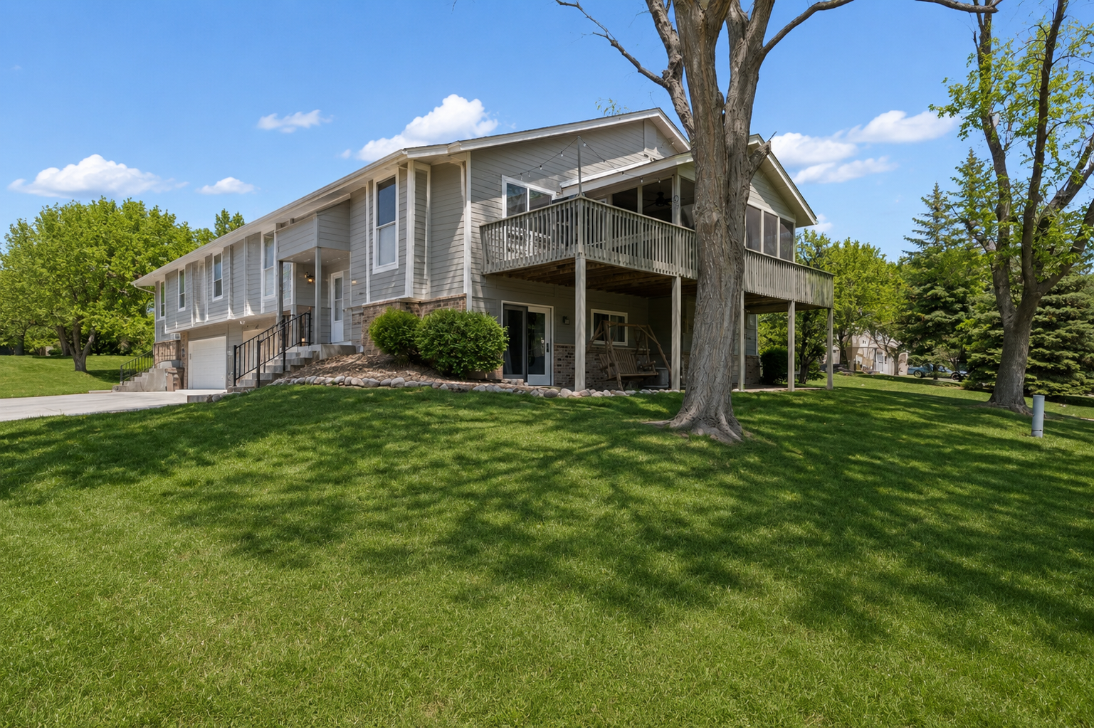 13746 84th Place N Maple Grove MN 55369