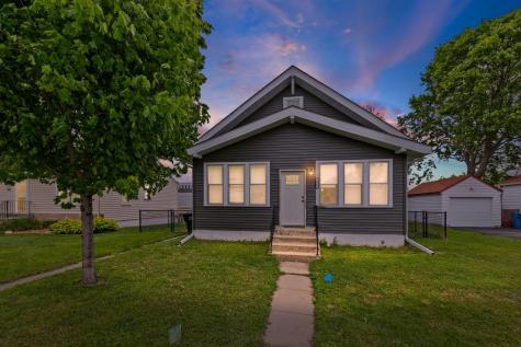 627 4th Avenue W Shakopee MN 55379
